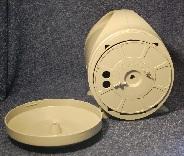 (Pull out) The spool end-cap held on by two wing nuts should be visible. Spin the spool by hand to ensure free-wheeling.
