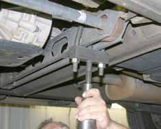 Note: A special PULLER TOOL is required for the safe removal / installation of the torsion bars.