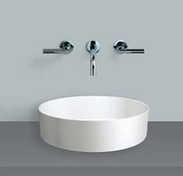 UNISONO Developed in partnership with Sieger Design, the Unisono basin captivates with its puristic form.