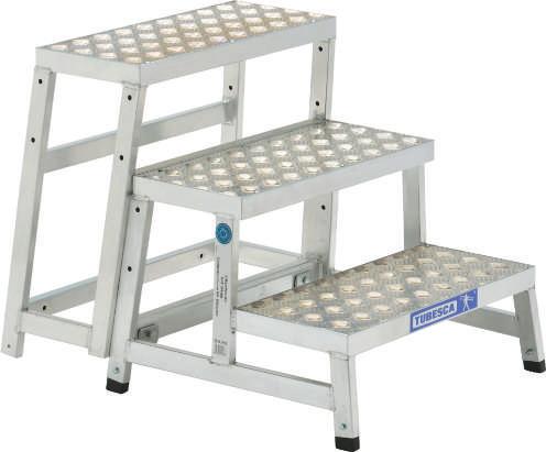 DELIVERY 10-15 DAYS Combi Modul Steps Fixed aluminium platform step available as single or double sided option, complete with handrail,