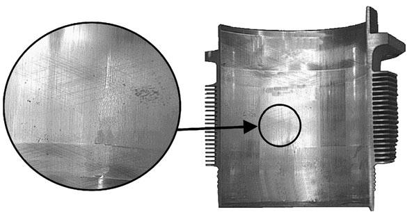 Heavy bore wear with a complete loss of visible hone pattern over the full ring travel can result from overtemperature operation or abrasive wear.