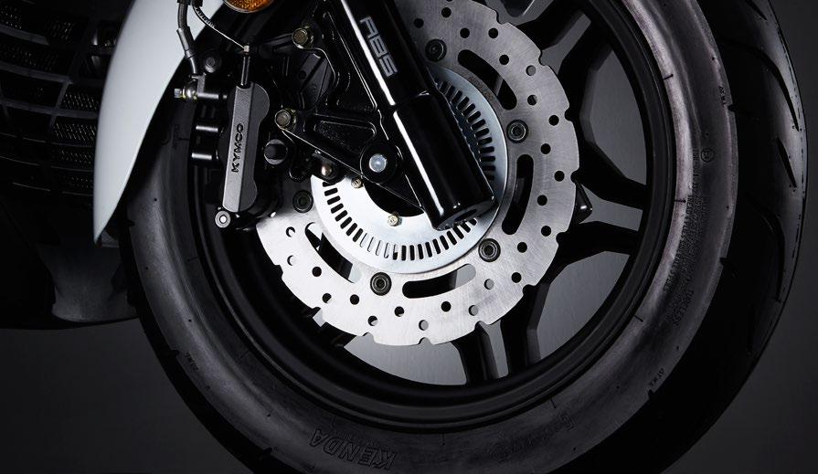 Page 11 XTown 300i / 125i 3piston calipers 260mm disc Suspension System The front brake disc's outer diameter is 260mm and the rear disc is 240mm. By using calipers with 3 pistons (25.