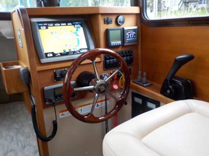 PURCHASE SURVEY #XXX PAGE 10 of 26 STEERING SYSTEM: Ultra Flex hydraulic steering system.