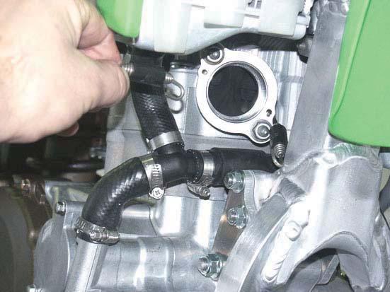 make sure, that springs pull the header all the way into the the inner