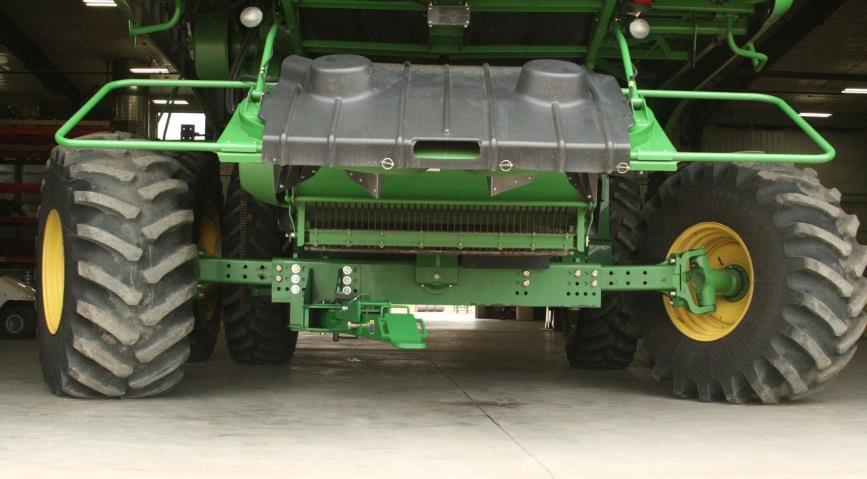 Perform all proper secure trailer connections to the hitch. IMPORTANT: In order for the telescope tube to close properly, the rear wheels MUST BE PARALLEL to the telescope tube.