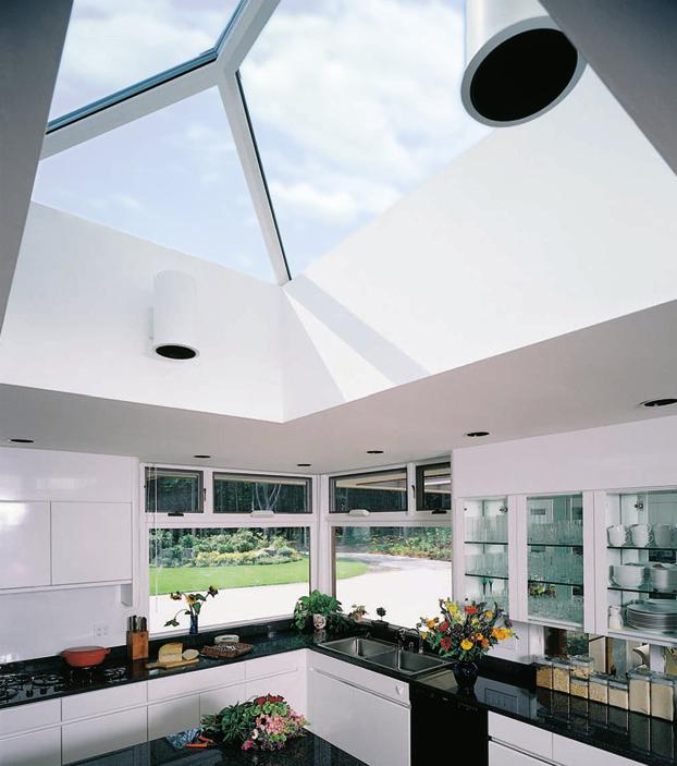 ARCHITECTURAL SERIES SKYLIGHTS INNOVATIVE DESIGNS. SPECTACULAR LOOKS. IN STANDARD AND CUSTOM SIZES.