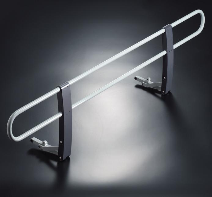 If a safety rail is to be pre-mounted, please be sure to indicate the correct item number when ordering. Includes wired hand control and flexible hose, 1500 mm/60.