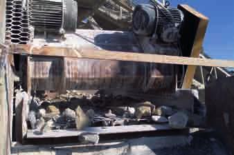 Excellent mechanical stability Extremely good corrosion inhibiting properties Excellent EP performance Typical applications: Pulp and paper making machines Jaw crushers Traction motors for rail