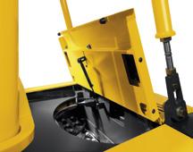Senses presence of pedestrians in working aisle and alerts operator; slows and/or stops the truck as necessary. Ergonomics and comfort Generously dimensioned entrance into the operator s cab.
