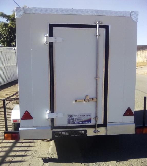MOBILE FREEZER/CHILLER 2.5M length X 1.5M width X 1.8M height, it cost price R 65 000.00 incl vat and it comes with the following: 1. single blower fan 2. 100mm insulated panels 3. 1.5 horse power refrigeration unit 4.