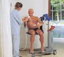 This means the patient can remain on the chair or stretcher during all transfers in the hydrotherapy cycle, enabling one carer to