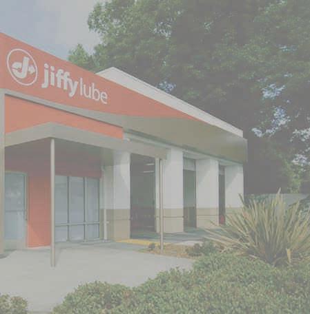 the country Operating over 540 Jiffy Lube locations from coast to coast and serving nearly 5 million guests each year with more than 3,500 professional teammates, Heartland strives to provide a WOW