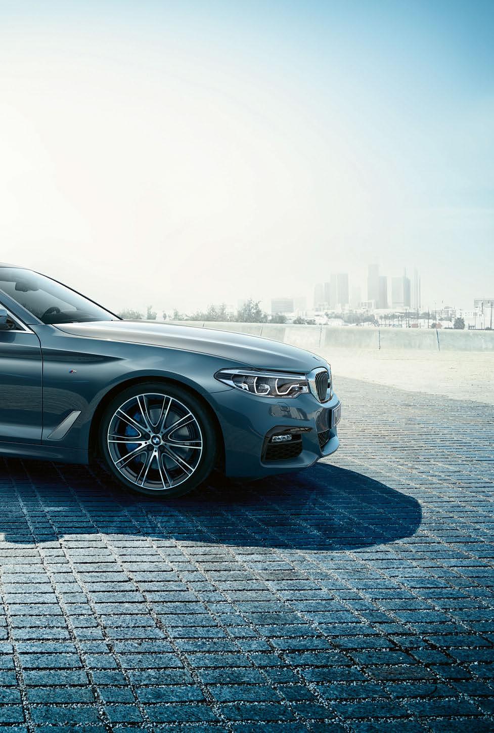 BMW TECHNOLOGIES AND INNOVATIVE CONTROL CONCEPTS MEANS YOU CAN FOCUS ON YOUR DRIVE.