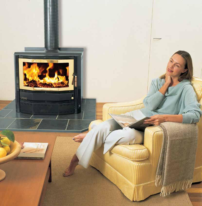Port Phillip the most amazing bay view Freestanding Port Phillip Woodheater Illustrated here with optional gold door, the C-600 Port Phillip is a sophisticated woodheater.