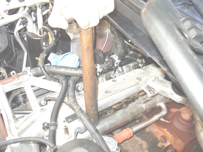 Be sure that all gaskets and o-rings are removed with the cooler figure 9.1 Figure 9.0 Figure 9.