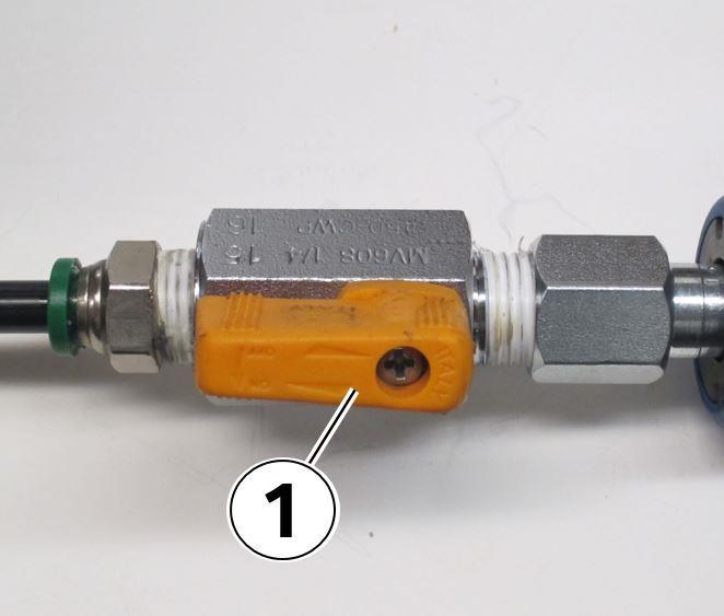 Step 5: Turn the air supply valve on (1).