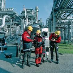 Field Service Siemens Field Service offers support with all aspects of maintenance so that the availability of your machines and plants is assured whatever