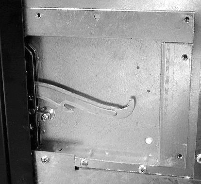 Lit. No. 94-30-007A CJ Oven Service Manual 2. Lower the oven door to its fully open position. 3. Rotate the U-clips on the hinges forward to the unlocked position.