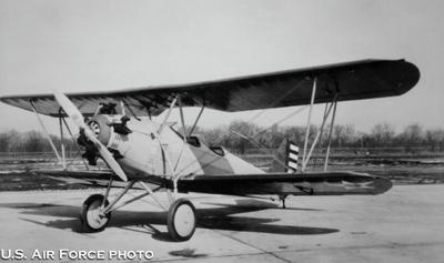 T-9 Stearman Cloudboy span: 32', 9.75 m length: 24'8", 7.52 m engines: 1 Wright R-540-1 max. speed: 108 mph, 174 km/h (Source: USAF) Four YPT-9s were built with serials 31-459/462.