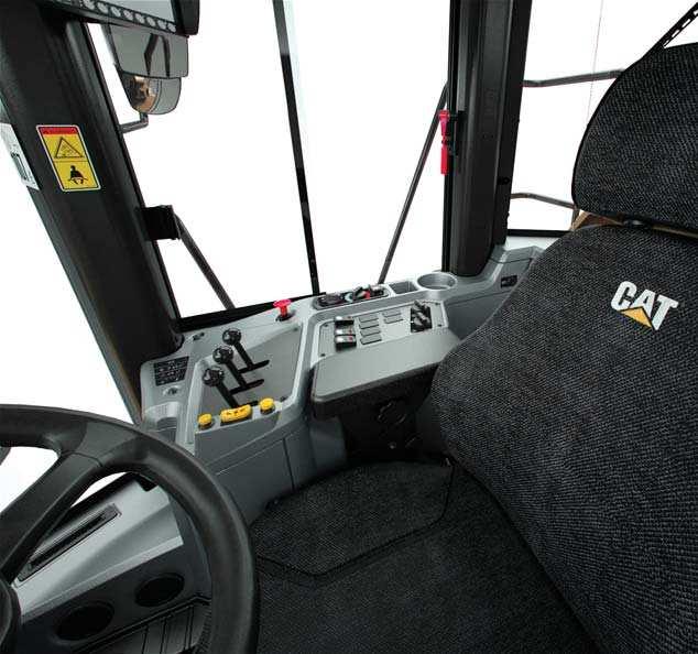 Controls and Display Visibility Climate Control The complete operator interface has been designed with the operator in mind: easy to operate and simple to understand.
