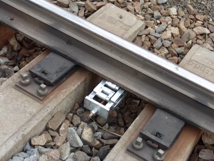 RAILWAY components ROLLER CHAIRS accessories to be installed between sleepers The device is used to lift the switch rails above the sliding surfaces of the sliding chairs during the operation, which