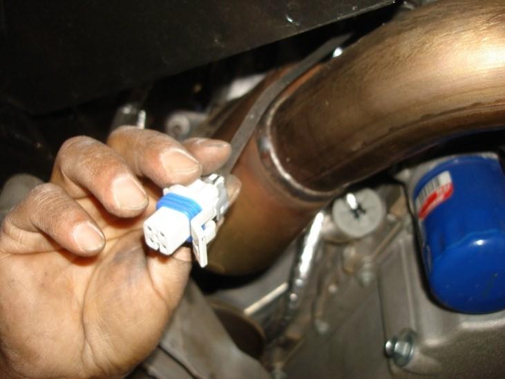 Note: With a used vehicle, we suggest a penetrating spray lubricant to be applied liberally to all exhaust fasteners and allowing a significant period of