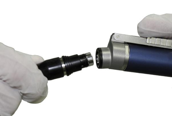 7. Attach a MicroAire Series 5000 Module (see page 2 for full listing) to the (REF 5000E or REF 5000ET) Electric Motor module. 8. Insert a surgical accessory into the handpiece.