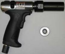 TEMPORARY FASTENERS & TOOLS 171 CYLINDRICAL BODY TEMPORARY FASTENER INSTALLATION TOOL No fastener to tool orientation problems, drives all diameter and grip accommodations Patented roller bearing