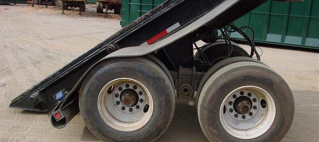 Rear of Trailer Stinger Tail is not necessary to load and