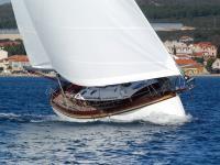 Enavigo - Cutter Code: 08082017-92 Boat type Sailboat Boat state Used Year of built 2008 Condition Excellent Material GFK Color white Price 179,900 Berth of boat Mali Lošinj Country Croatia Tech
