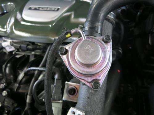 open the AEM kit package and make sure all part are included.