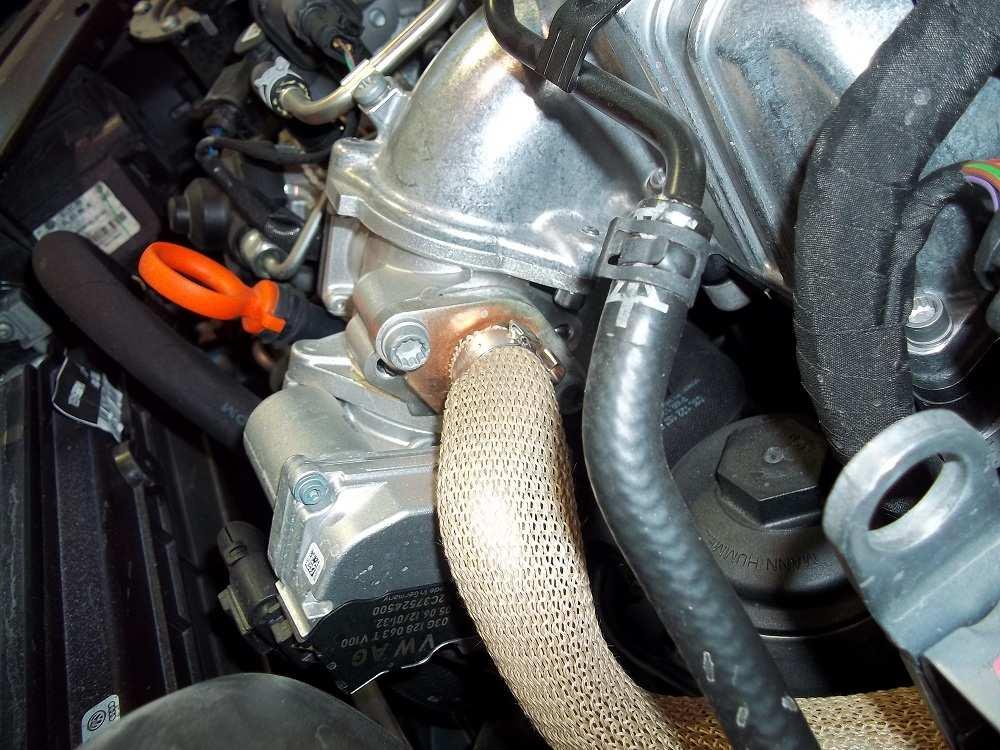 201520 VW (Engine Code CJAA/CBEA) 2.0 L TDI Engine EGR Adapter Instructions EGR Cleaning Procedure 4.