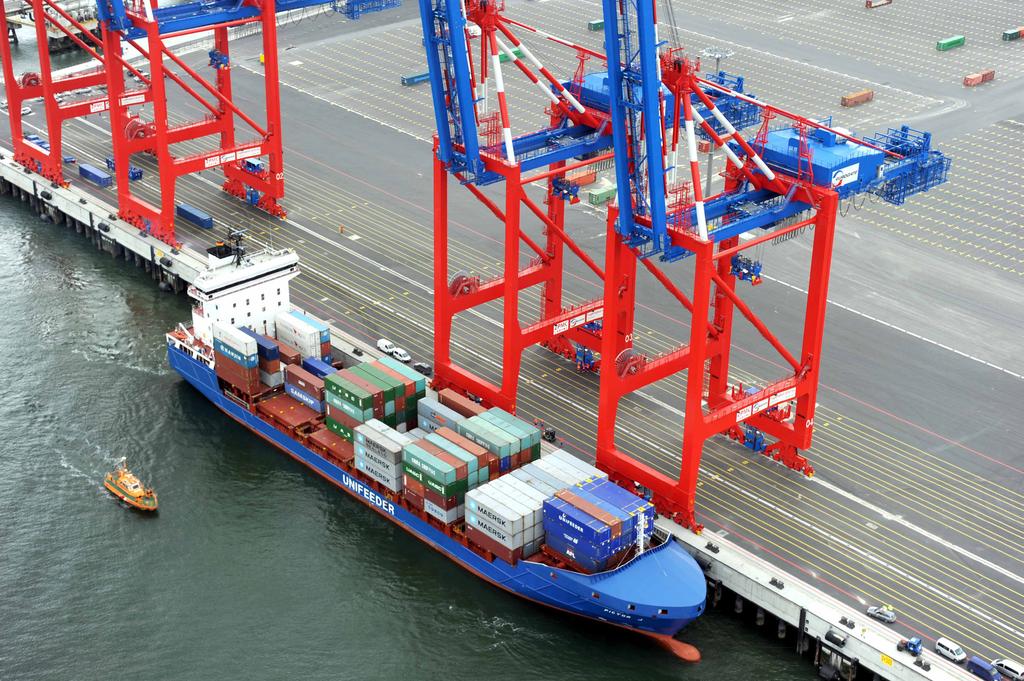 Container Fleet Additions 35, 6 3, 5 25, 4 TEU 2, 15, 3 No.