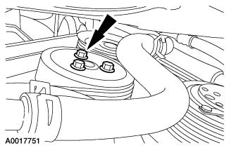 17. NOTE: Make sure the correct (second) notch in the pulley is indexed to the lower cylinder block. Rotate the crankshaft clockwise against the peg to bring it to TDC (No. 1 cylinder).
