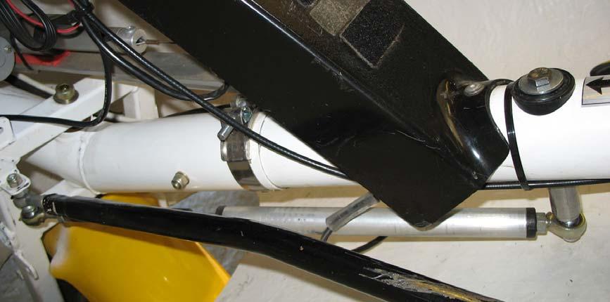 A self-centring mechanism has been installed to assist with centring the front wheel.