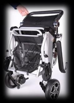 1. Take the wheelchair ut f the bx and put it n the grund. Push the seat and ftrest back and frth respectively with bth hands.