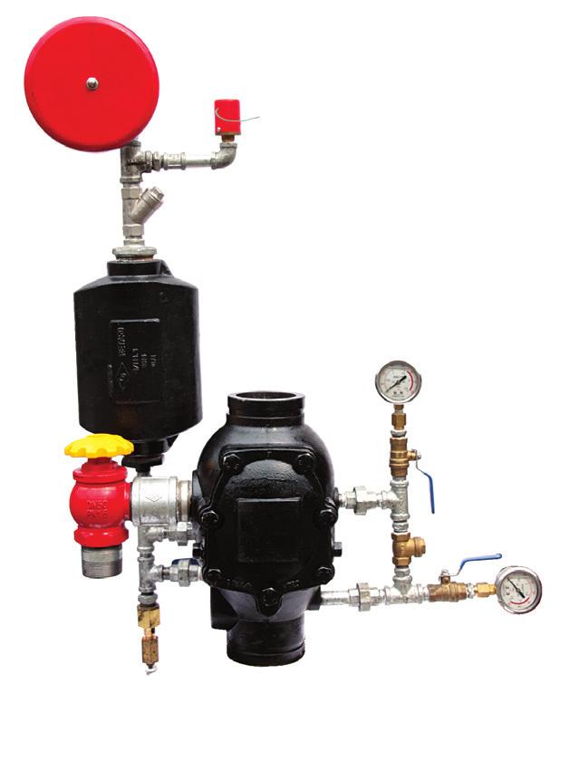 Simultaneously, water enters an intermediate chamber, which allows the water to activate an alarm either through a water motor alarm or through a water pressure alarm.