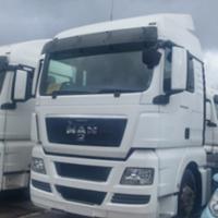 440 6X2 TRACTOR UNIT, AUTOMATIC GEARBOX Current bid: