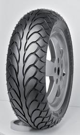 A thick classic tread pattern is also suitable for riding in demanding conditions such as damaged and