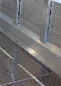 floor) Outside tie rail, both sides (mounted on bottom rail) Five marker lights on