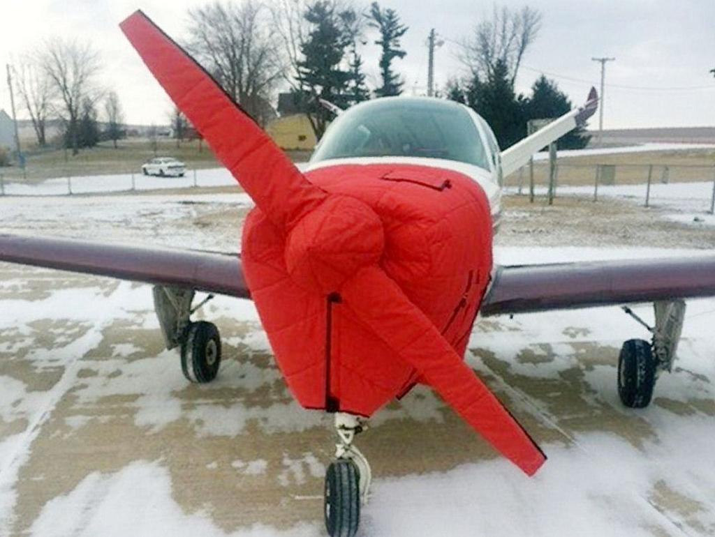 The Insulated Engine Cover works well in cold climates to help with engine preheating.
