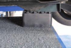 High anti-slip properties between support blocks and plates when lifting the vehicle due to granulate coating In