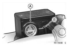 MAINTENANCE AND ADJUSTMENT 111 Fluid Level Inspection The brake fluid level in the front brake fluid