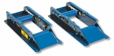 REEL STANDS & REEL ROLLERS 610 Reel Roller Easy set-up for ground level cable reel pay out Integral ramp for reel loading Roller lock for reel removal 5-position roll adjustment for various reel