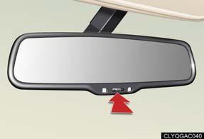 To disable this function, set the master switch in the neutral position (between L and R). The anti-glare mirror uses a sensor to detect light from vehicles behind and automatically reduces glare.