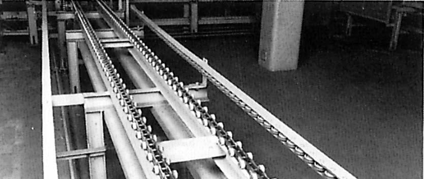 Since a large number of rollers can be installed, a conveyor can easily be made where small objects are