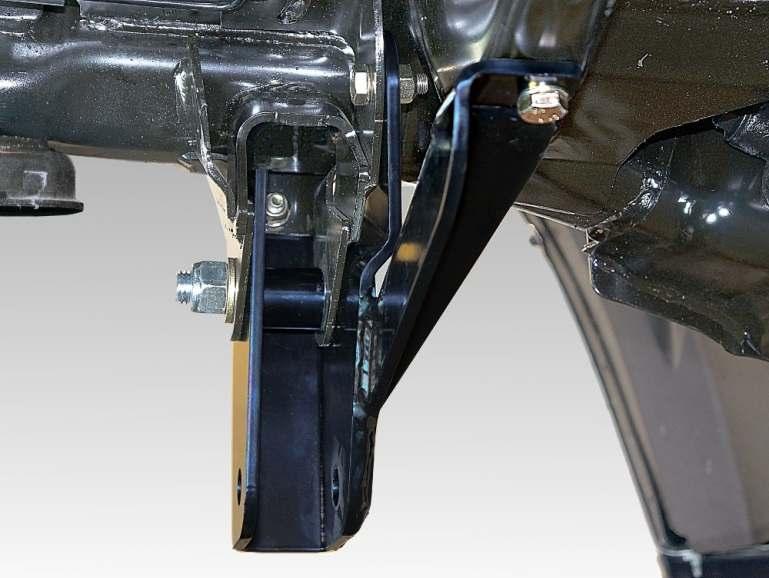 1 18mm 2 3 5) Loosely install 12mm hardware through slot in radius arm drop bracket. Loosely install supplied 18mm hardware and 3.24 long spacer (RS420104) in OE radius arm mounting location.