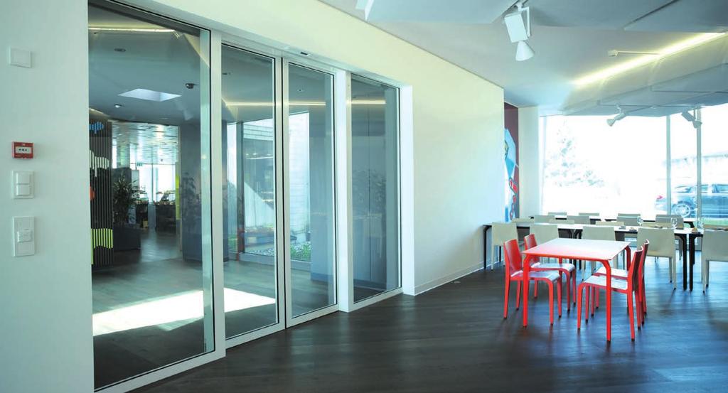 STEEL SYSTEMS FIRE PROTECTION Janisol 2 EI0 Fire-resistant sliding doors Extremely narrow profile with maximum safety features The Janisol 2 EI0 fire-resistant sliding door is used in busy buildings