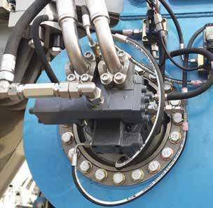 CAT: Base machine, engine, main pump und main valve