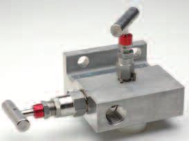 Available for direct or remote mounting, the pressure manifolds enable isolation, calibration and venting in a